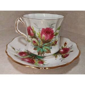 Vtg Hammersley Grandmother's Rose Fine Bone China Teacup and Saucer Gold Rim
